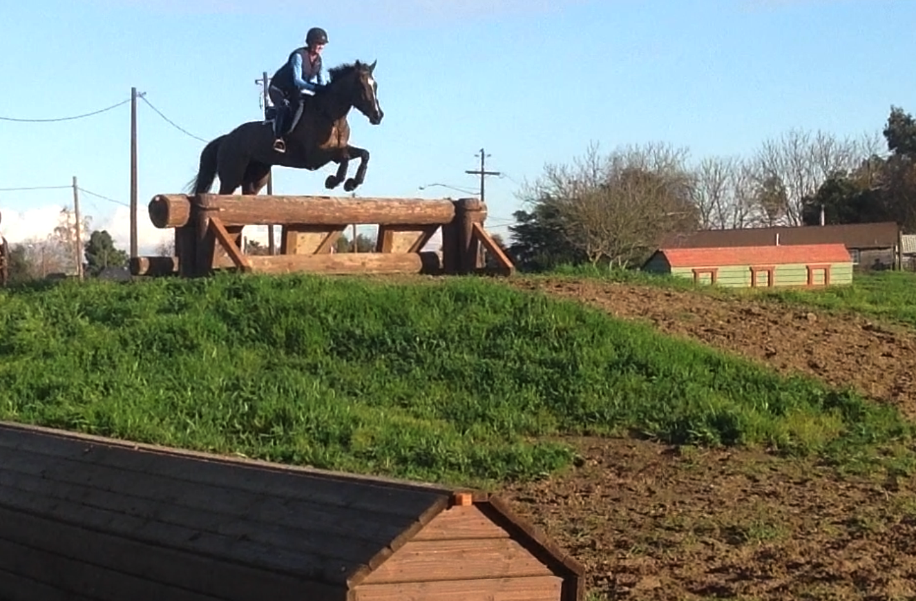 Shark's tooth jump